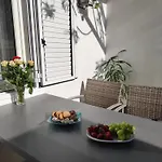 Punta Faro Апартаменти