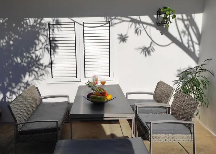 Appartamento Punta Faro Zara